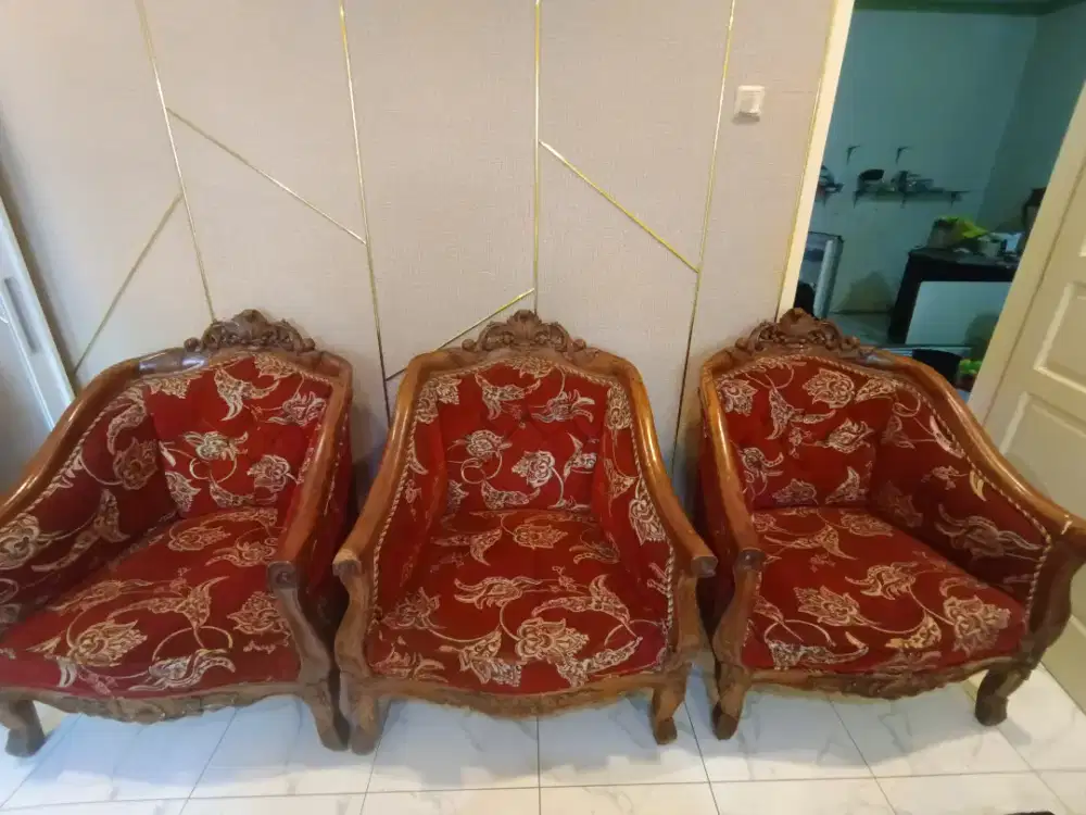 Kursi Ruang Tamu Sofa Kayu Ukir Antik Elegan
