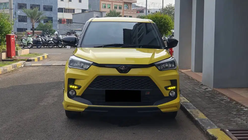 Toyota Raize 1.0 Turbo S CVT GR Sport Non TSS AT Kuning 2025 Like New