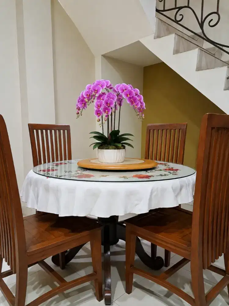 Meja makan + Kaca