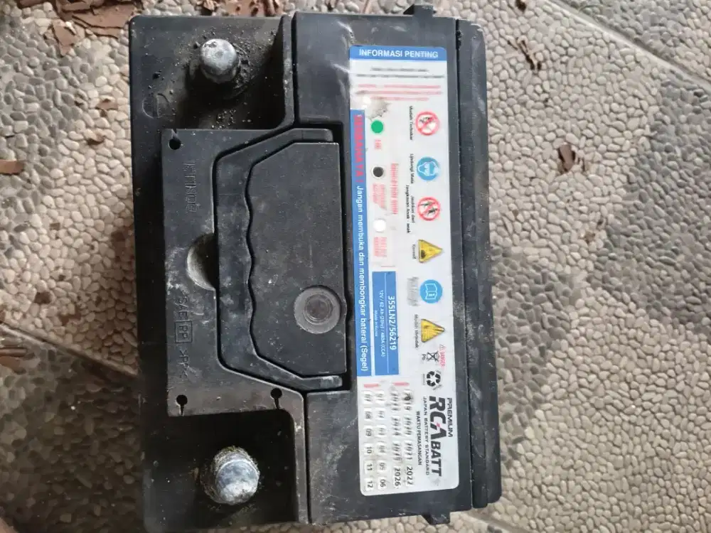 Aki Bekas Mobil Innova