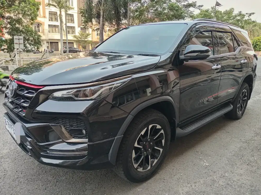 Jual Fortuner VRZ 2.4 TRD2021Automatic,WA: nol8787lima97766enam