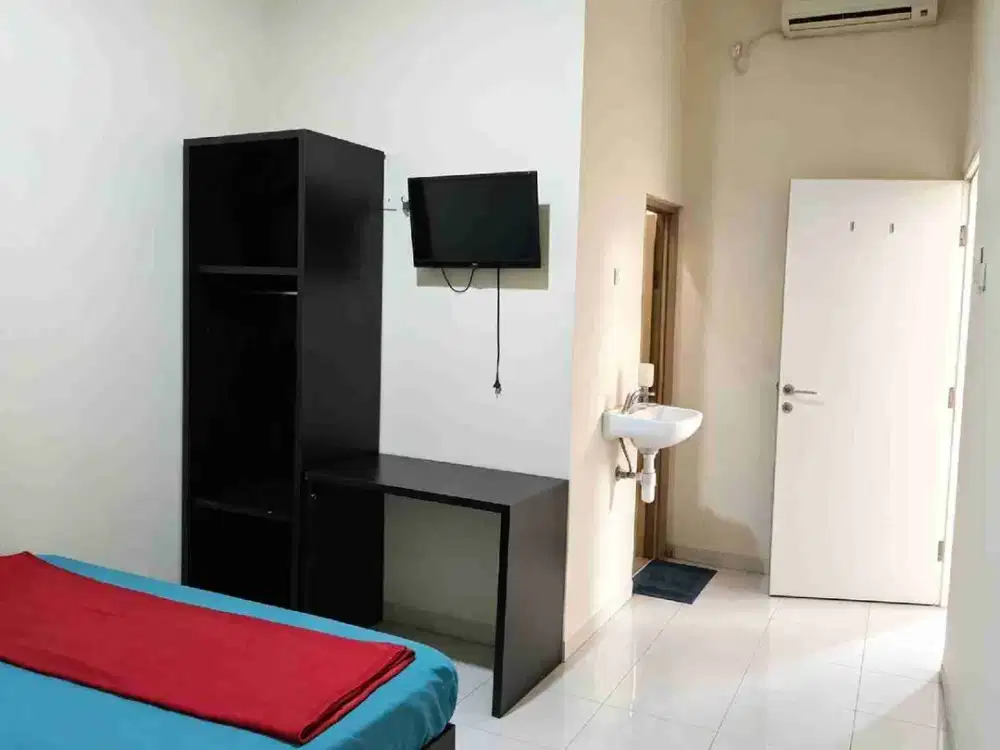 TURUN HARGA, KOST DEKAT SGM