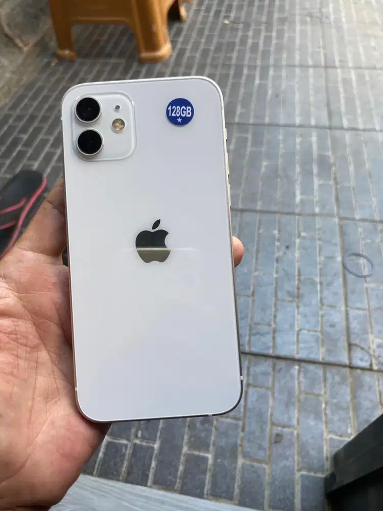 Iphone 12 bacic 128 GB inter
