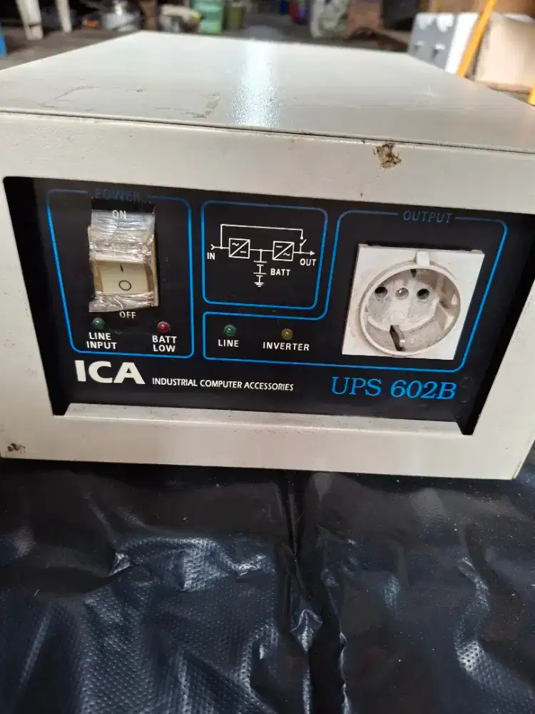 UPS ICA 602B 1200 VA/600 Watt