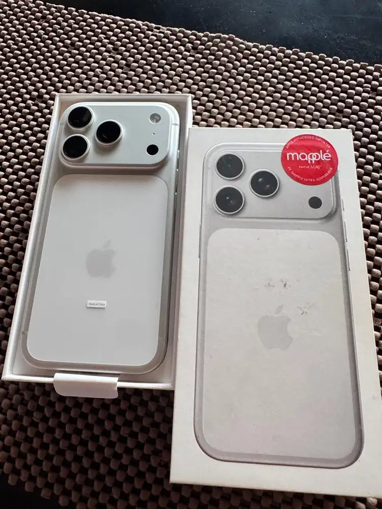 iPhone 17 Pro 256GB Silver iBox CC 1 Fullset