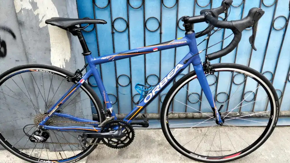 Sepeda roadbike orbea avant(groupset Sora)