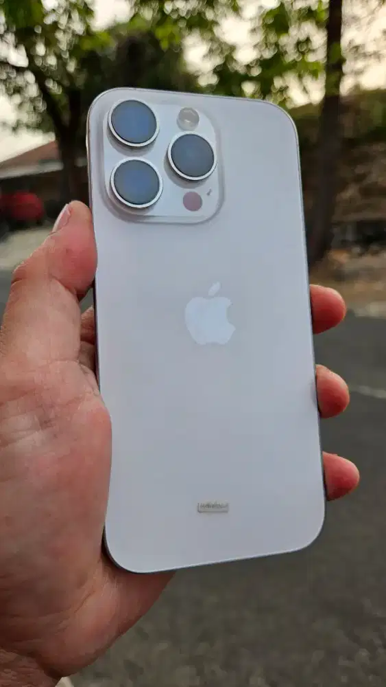 Iphone 16 Pro 128GB White titanium Resmi iBox