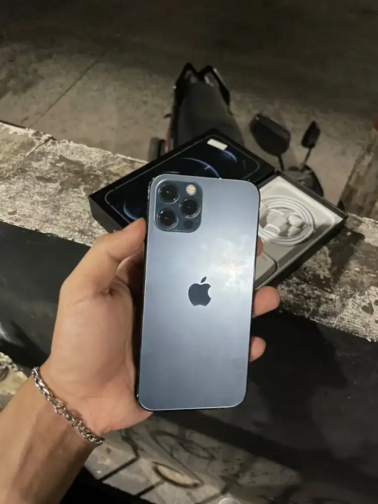 iPhone 12 pro 256gb inter
