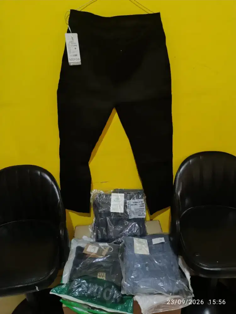 Obral Celana jeans pria 100% baru