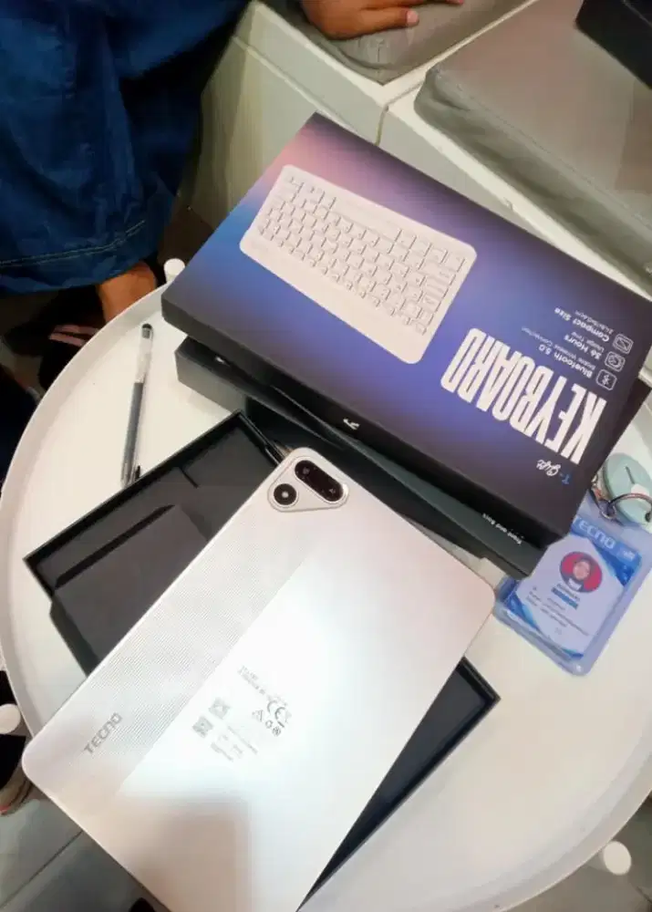 Megapad SE 2 Ram 4+4/128 + 9.7 Inc Support SimCard Gratis Keyboard