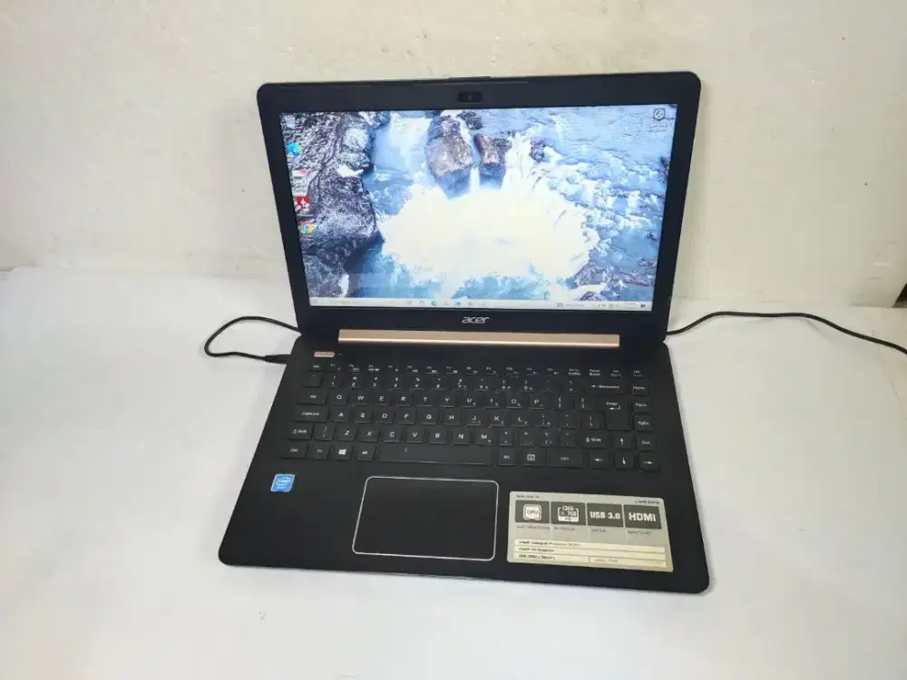 B1022 Acer one 14 L1410 Ram 2GB ssd 128GB
- ada capkey dan ws terang
