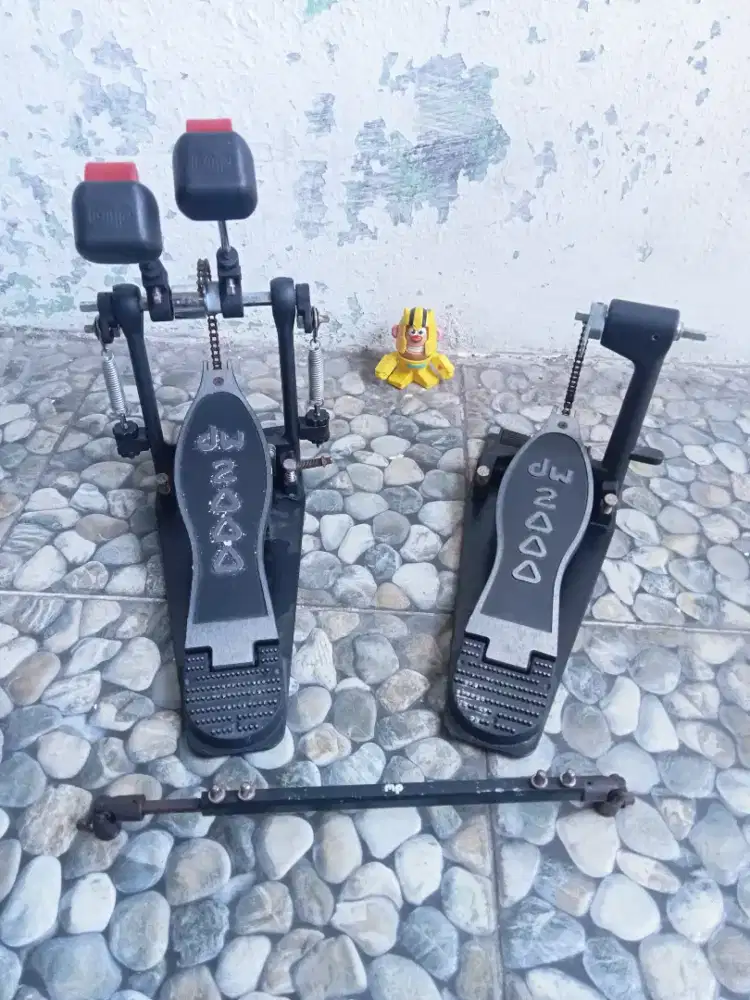 Double pedal dw2000