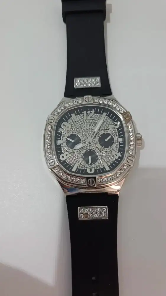 Jam Guess Duke (GW0641G1)