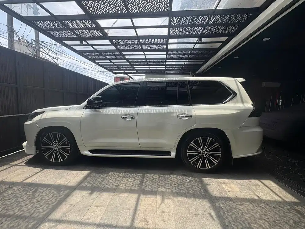 Lexus 570at th 2013 facelift 2019 luxury