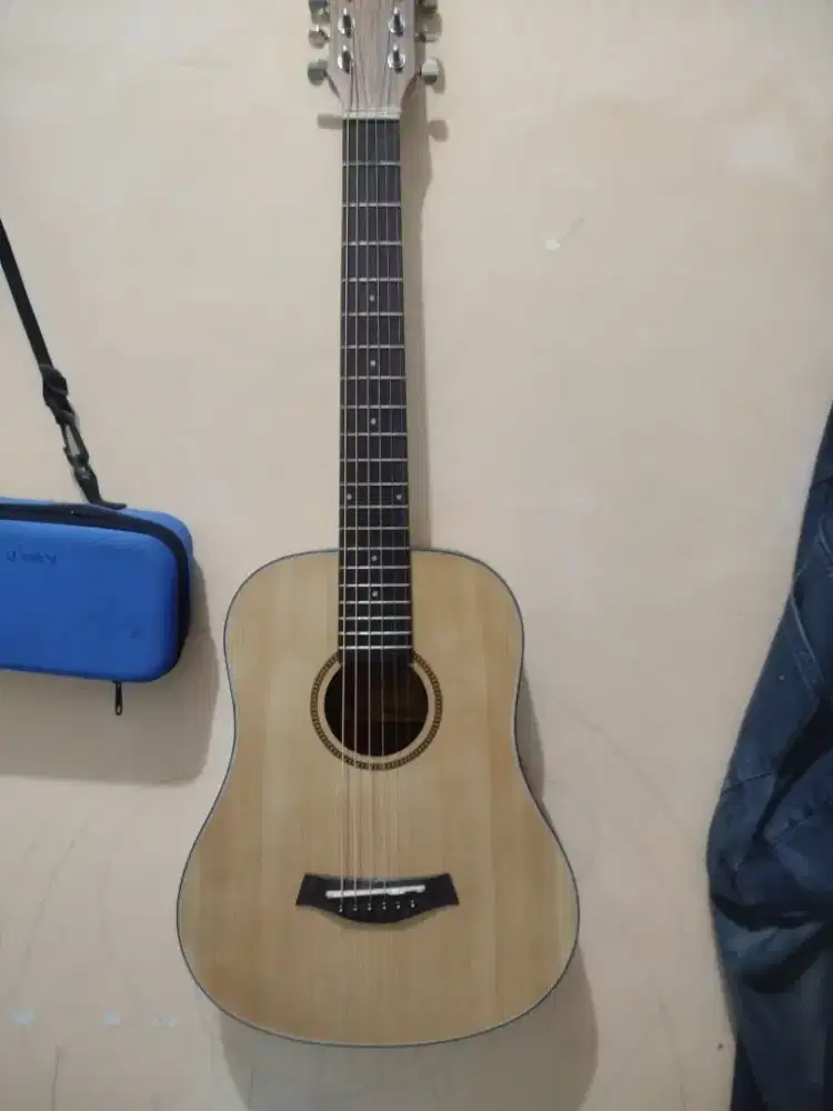 Gitar akustik 3/4 cowboy