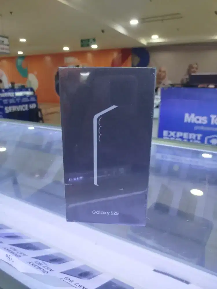 Samsung Galaxy S25 12/256 gb