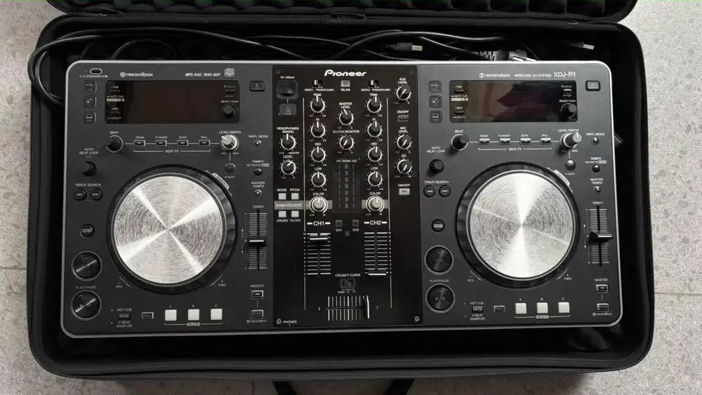 Dj Pioneer XDJ R1