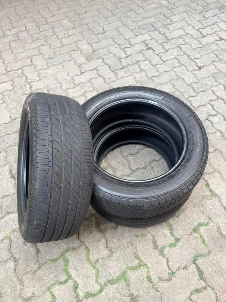 Ban Bridgestone Turaza (215/55/R17)