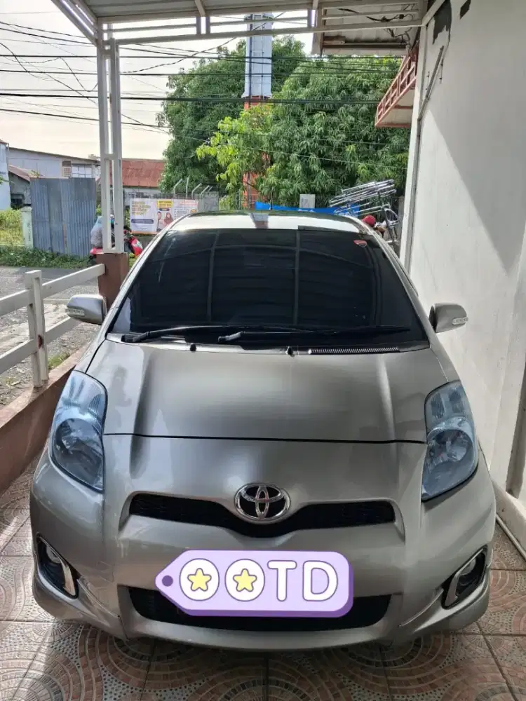 JUAL TOYOTA YARIS 2012