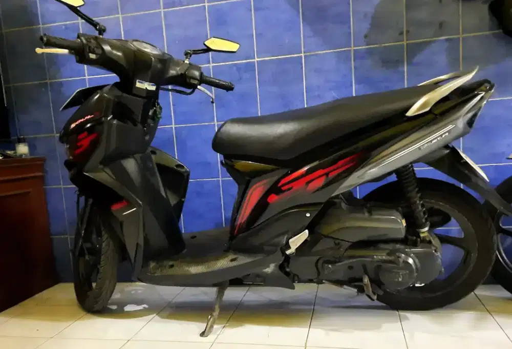 MOTOR MATIC SPORTY HITAM MERAH - SIAP PAKAI