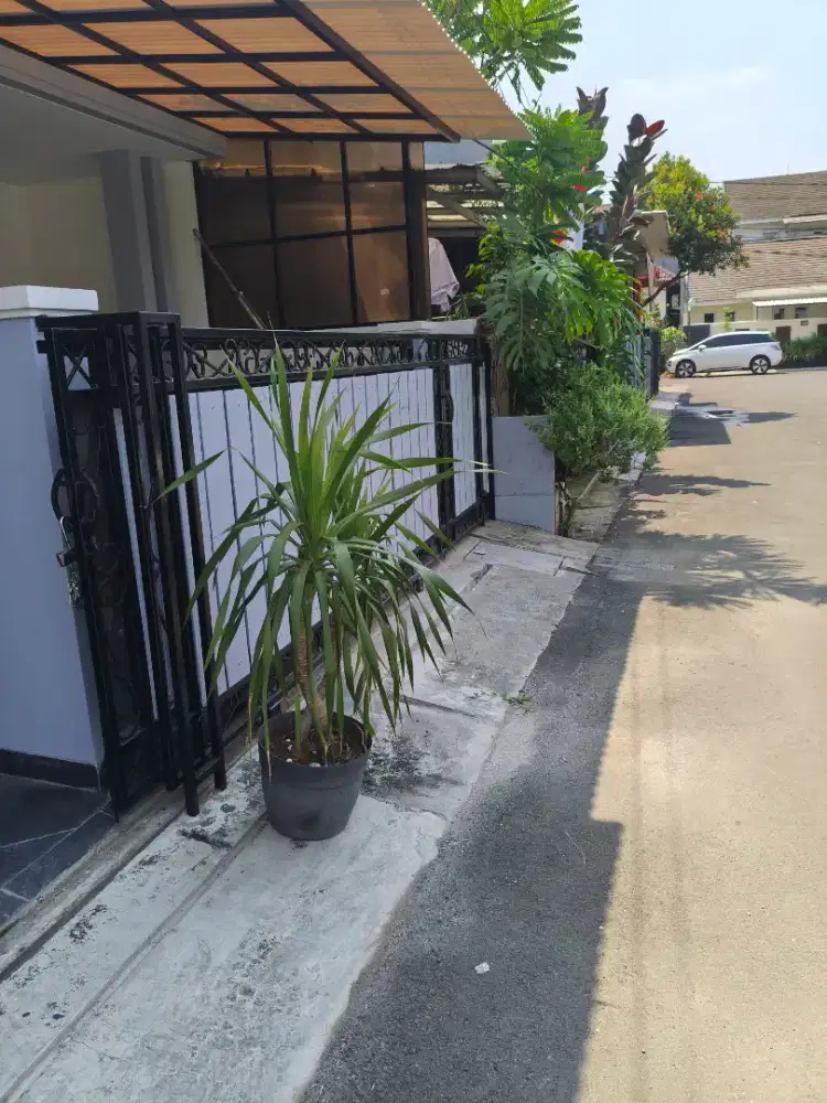 Modern Minimalis, Full Renov, cluster BSD Griya Loka Griyaloka Serpong