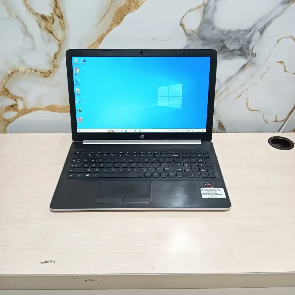 HP 15-DB1007AU RYZEN 3-3200U RAM 8GB VGA 2GB