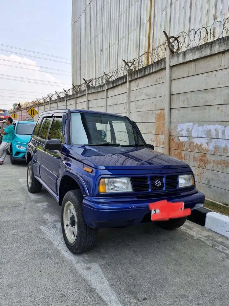 Suzuki Escudo 2001 Bensin