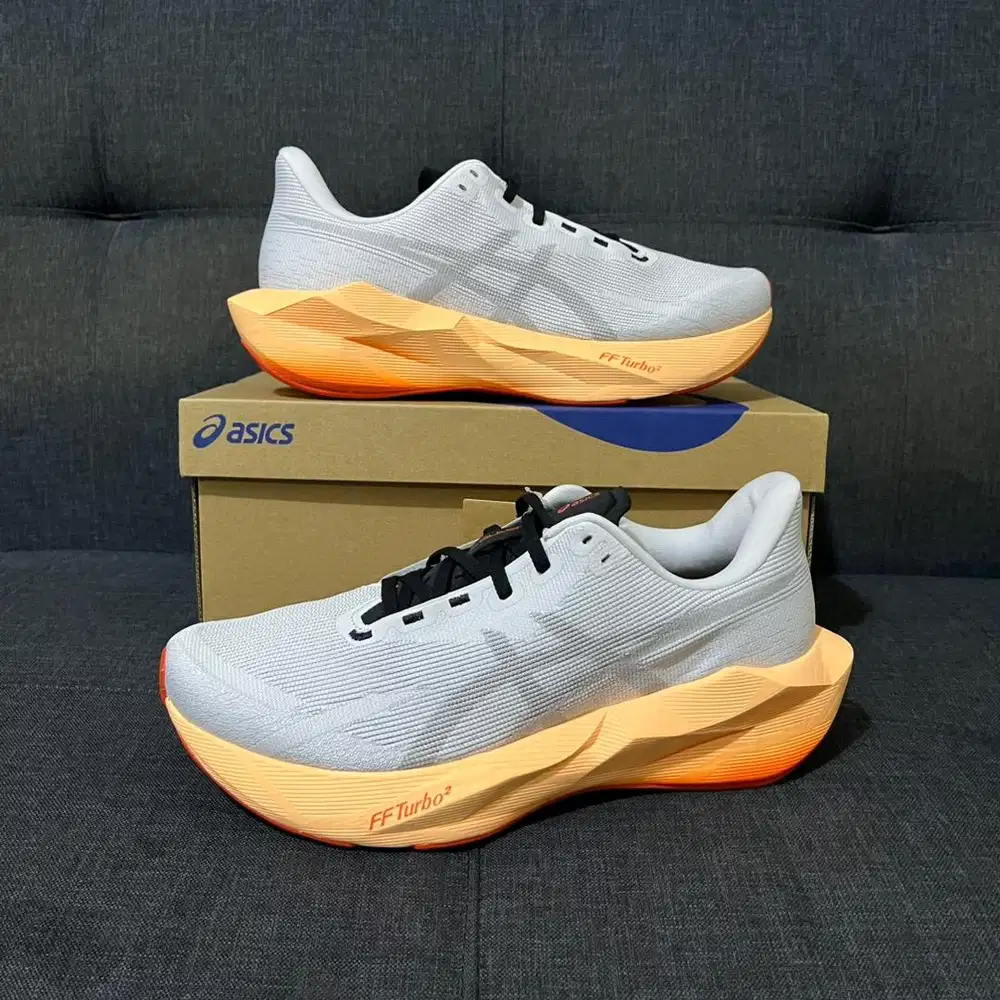 Sepatu Novablast 6 White Orange Size 44 BNIB