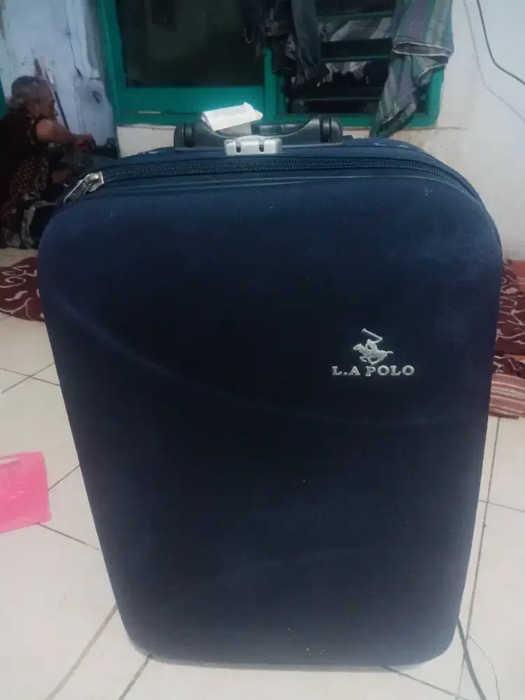 Koper L.A poloo