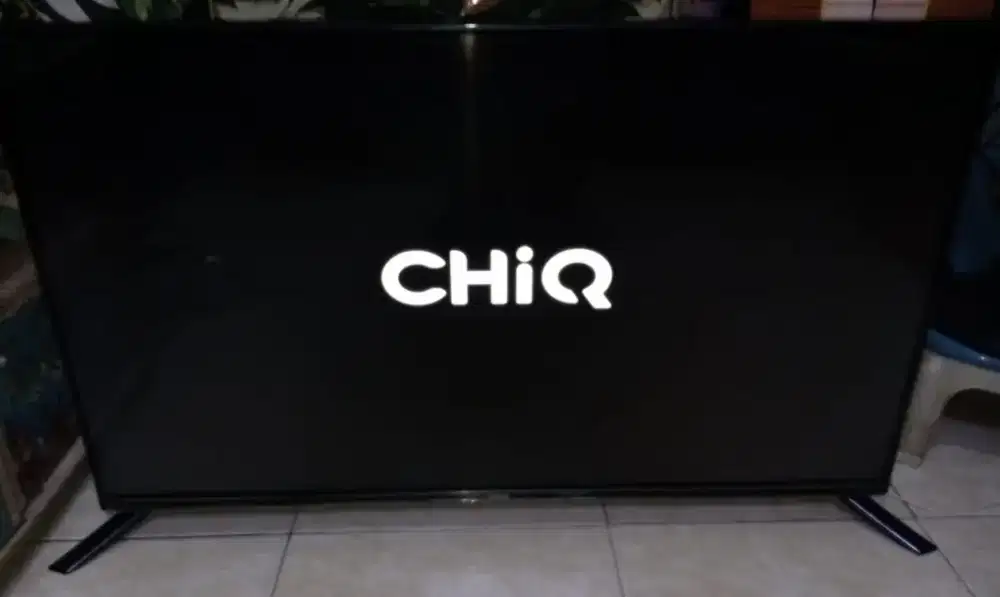 TV ANDROID DIGITAL CHIQ CHANGHONG 43 INCH