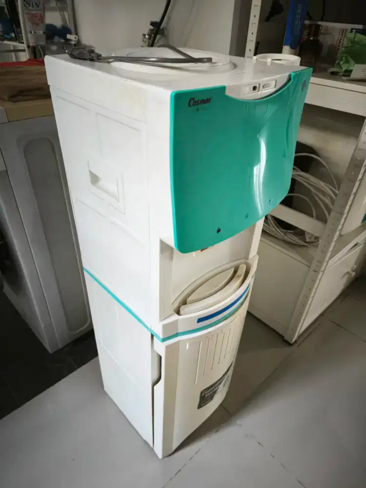Dispenser Panas Normal Dingin
