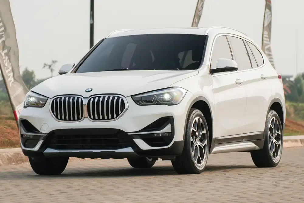 Collector's Item 16K! BMW X1 F48 XLine 2020 Panoramic gla200 a200