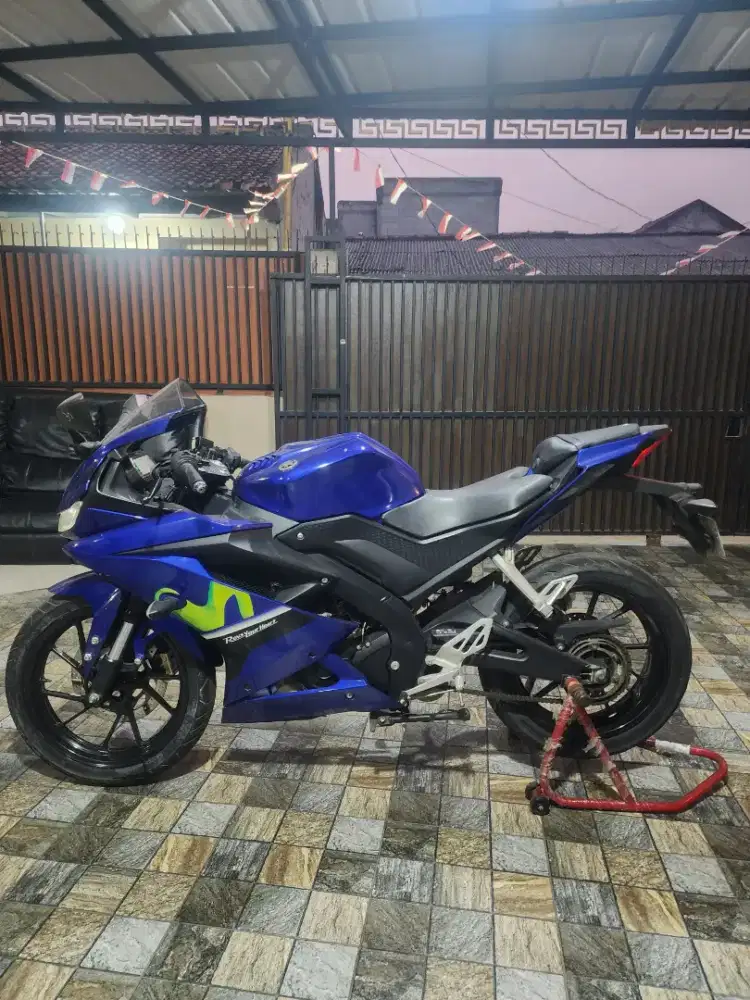 YAMAHA R15 2018 V3 BLUE MOVISTAR