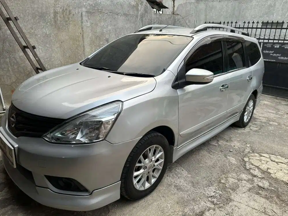 Nissan Grand livina 2013 Bensin