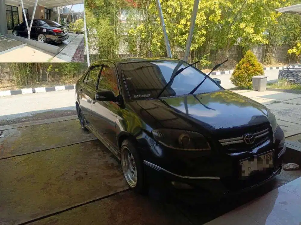 Toyota Limo 2004 Bensin