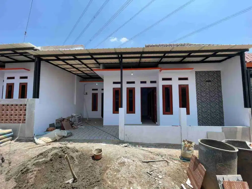 Ready stock semua lokasi pinggir jalan.. SHM udah pecah..