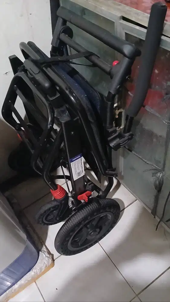 Barang bekas seperti baru