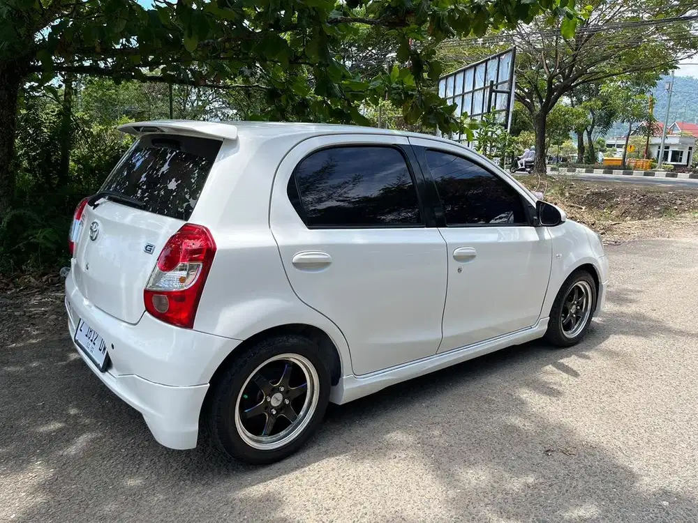 Etios valco tipe G 1.2 manual tahun 2017 mulus ganteng