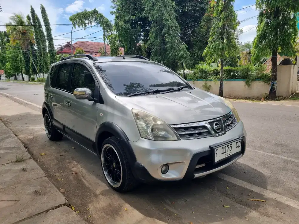 NISSAN LIVINA X-GEAR 2009