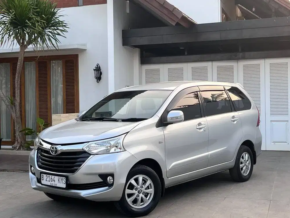 TOYOTA AVANZA 1.3 G MATIC 2015
