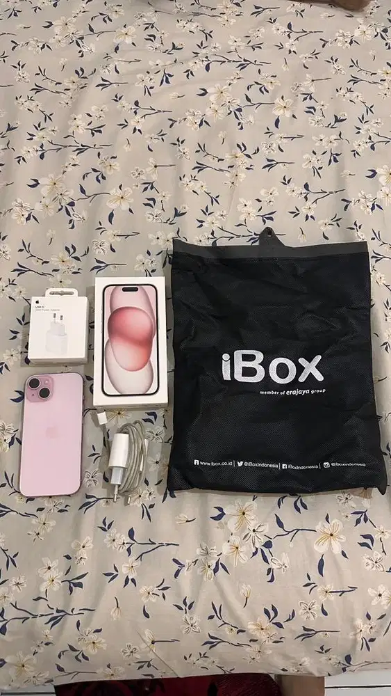 FOR SELL IPHONE 15 PINK 128 GB EX IBOX