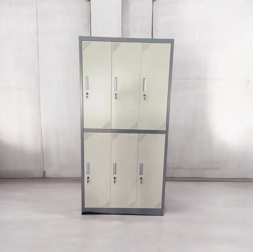 Loker besi 6 pintu