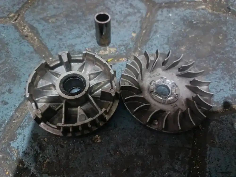 Pully depan mio