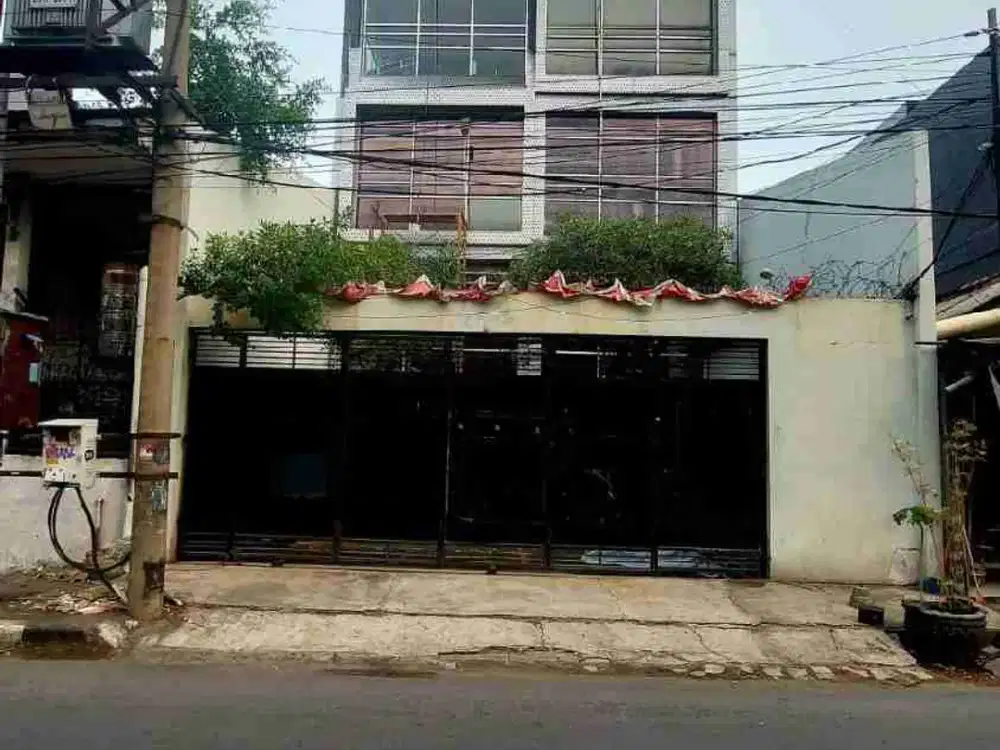 Dijual Gedung Kantor 4,5 lantai Raya Kedung Cowek Surabaya