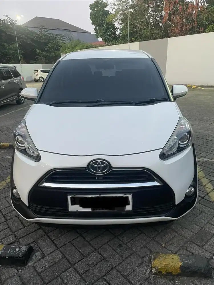 Sienta V 2018 matic