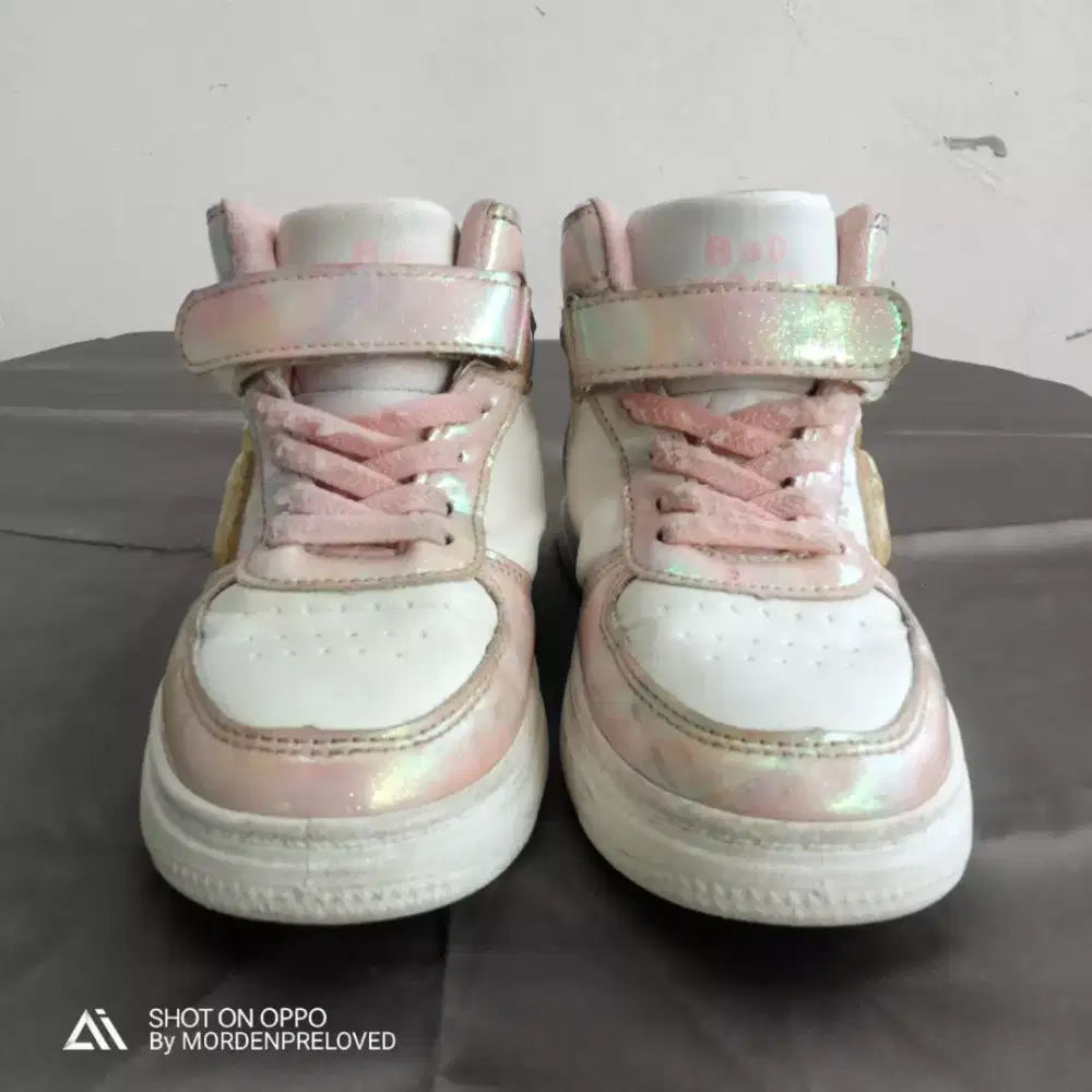 Sepatu Anak Sneakers ABK Putih Pink size 27