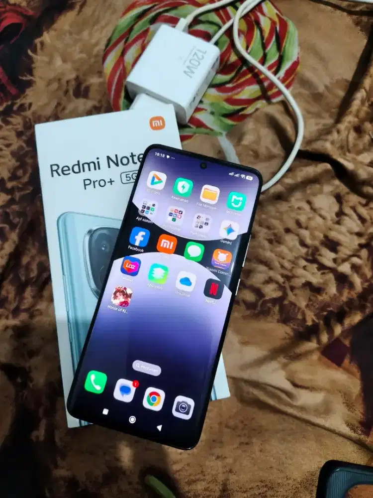 Redmi note 14 pro plus. 8/256
