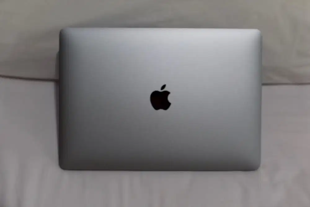 Macbook Air 13 inch 2020