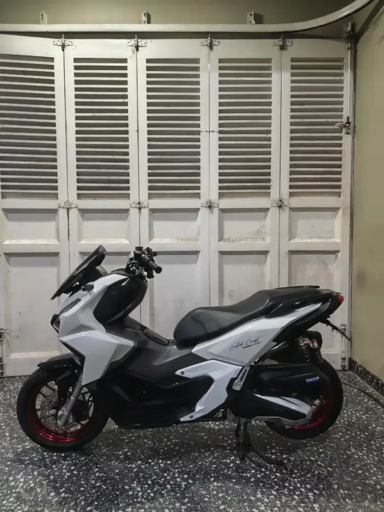 ADV 160 WHITE 2022
