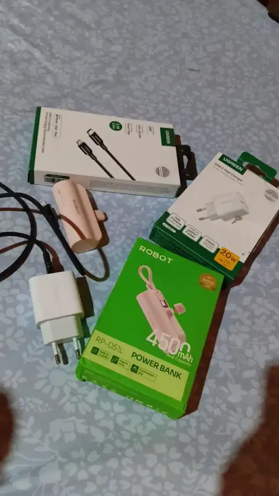Kepala charger ugreen + kabel data